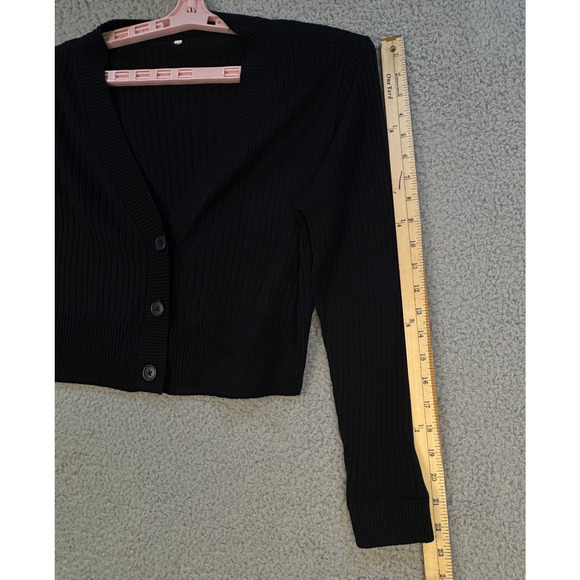 Black Ribbed Cropped Button Cardigan Sweater Women’s FITSLIKE: Small - Picture 5 of 9